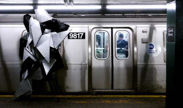 Metalbird loves – NYC street art